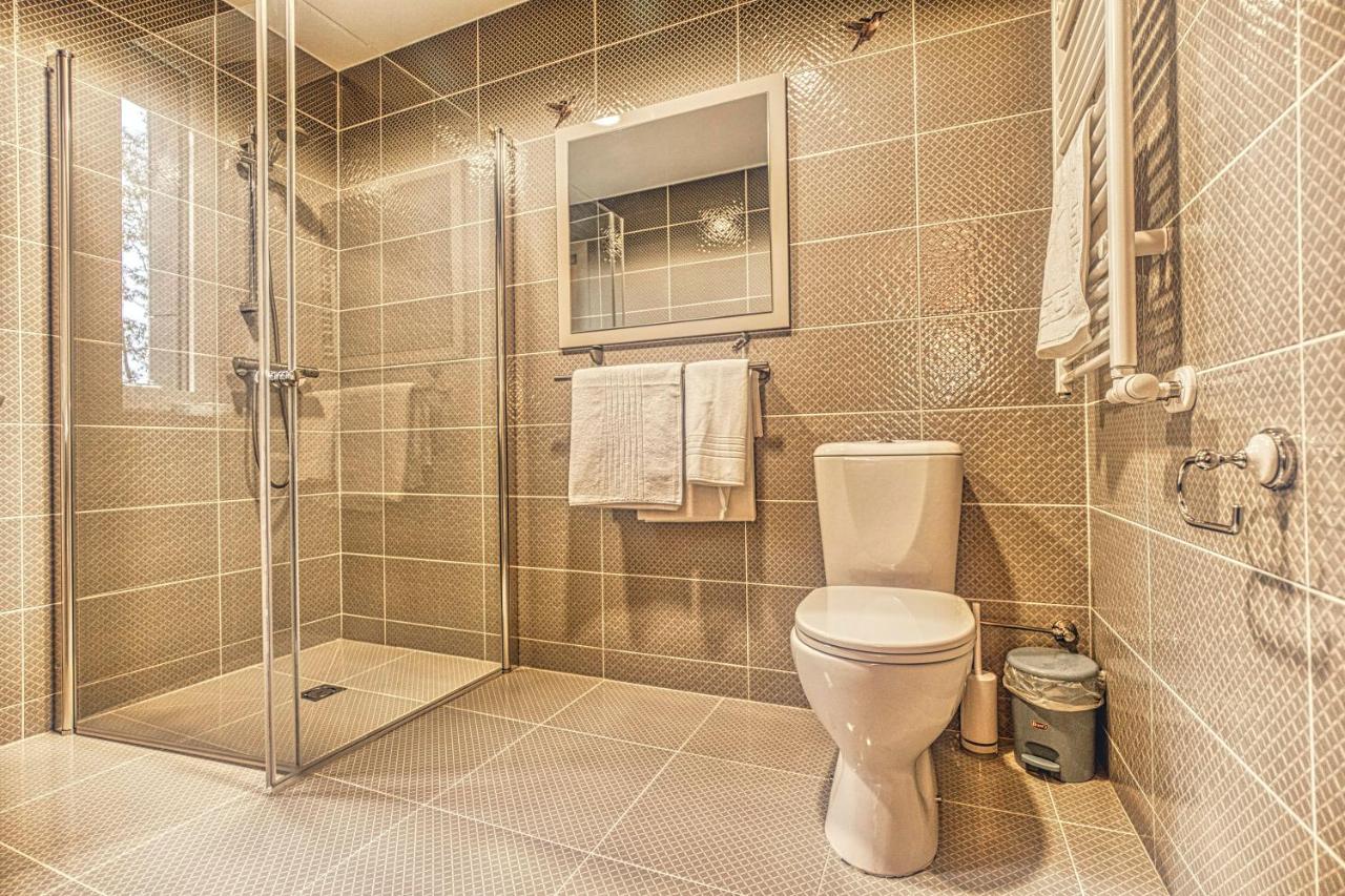 ホテル Vilhelmhaus Dėdeliškės エクステリア 写真